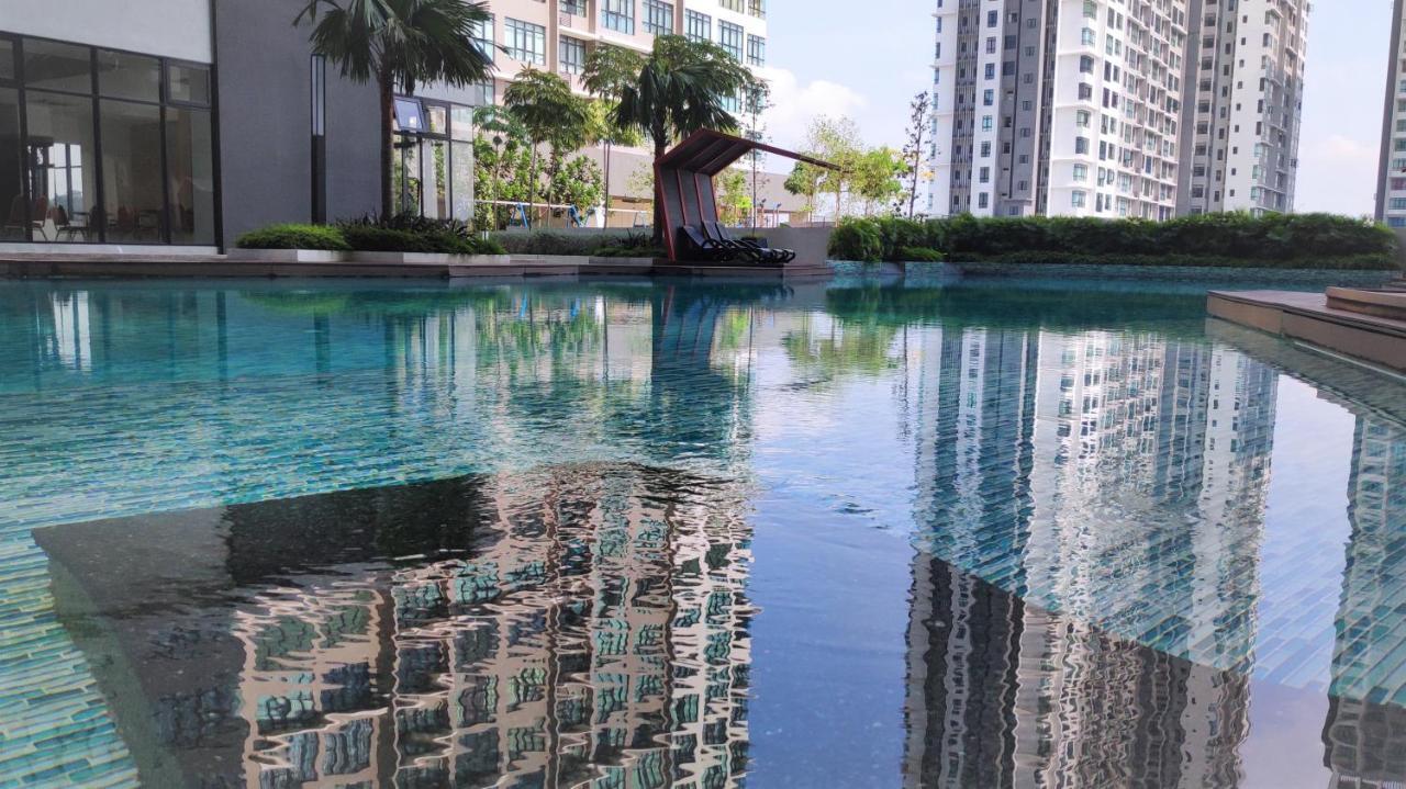 Conezion Luxury 3Br For 7Pax @Ioi Resort Putrajaya Exterior photo